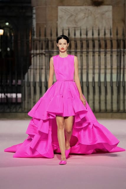 Carolina Herrera S/S 26 Show Madrid — Carolina Herrera
