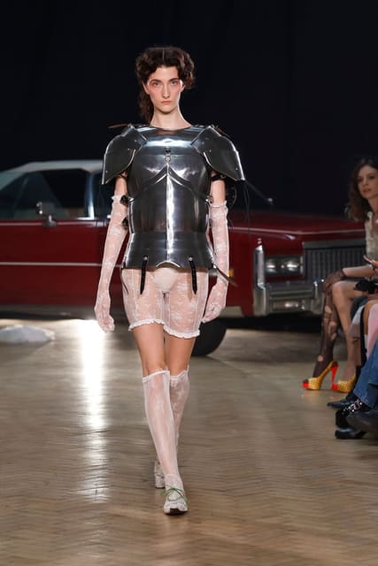 Yuhan Wang S/S 26 Show — Yuhan Wang