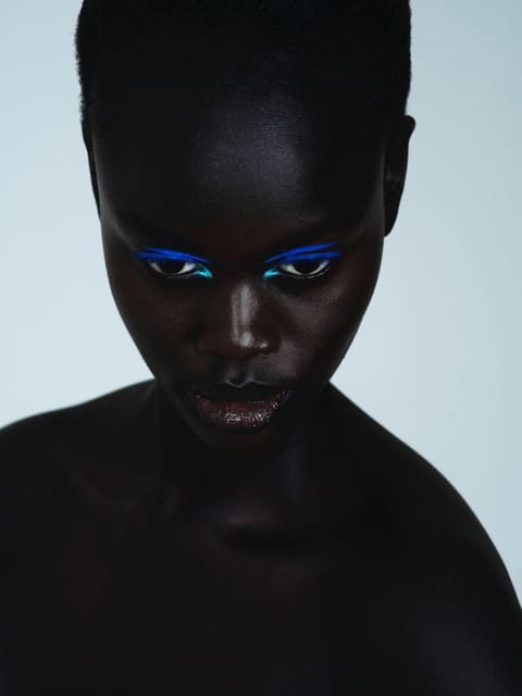 Harold James Special — Marie Claire France