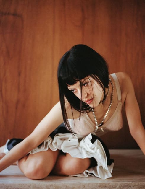 Heroine 23 María Zardoya Cover — Heroine Magazine
