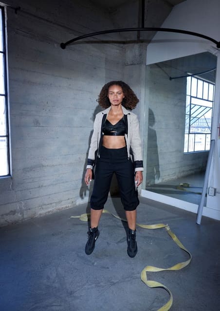 Leah Thomas — Heroine Magazine