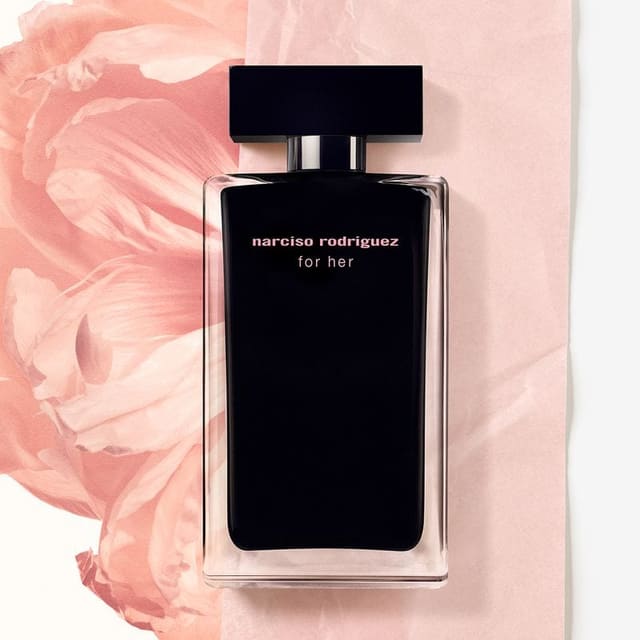 Layers of Love 2025 - Martin Cole — Narciso Rodriguez