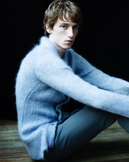 Relazioni Confidenziali Attraverso I Cap... — Style Magazine Italy