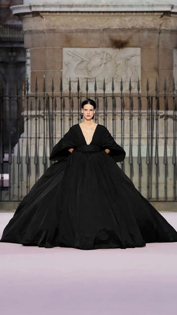 Carolina Herrera S/S 26 Show Madrid — Carolina Herrera