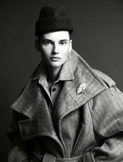 Perfect balance — Harper's Bazaar España
