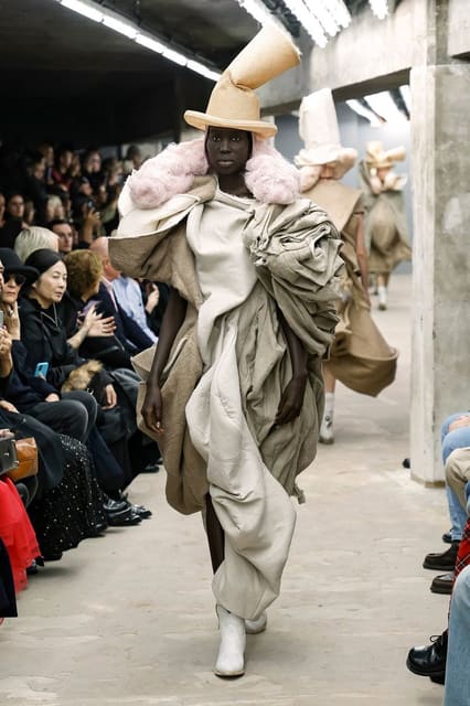 Comme des Garçons S/S 26 Show — Comme des Garçons
