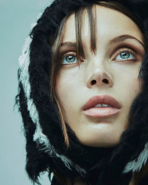 Back to the 90’s — Vogue Greece