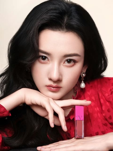 Valentino Beauty Plum Lip Gloss Campaign — Valentino Beauty