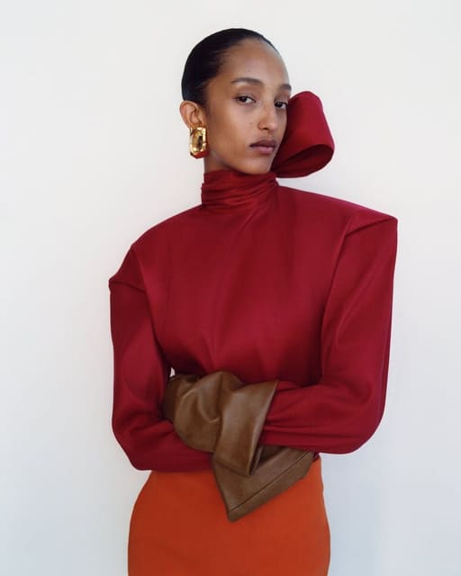 Being the Moment — Holiday Magazine