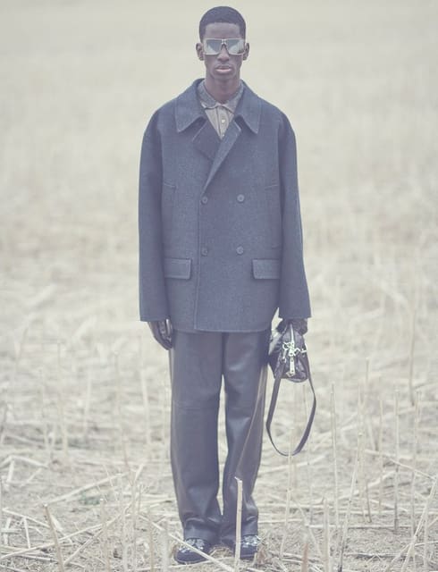 'WOVEN SILENCE' — French Magazine