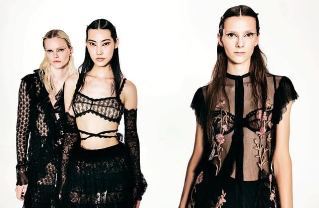 SHE’S GOT GAME — 10 Magazine USA