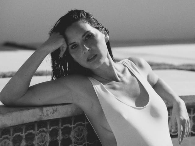 Olivia Munn — Bustle Magazine