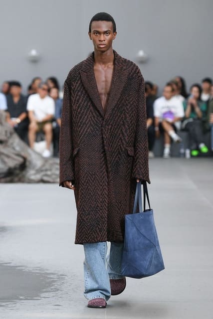 Loewe S/S 24 Men's Show — Loewe