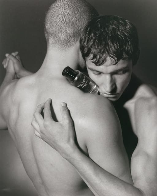 The Scent We Hold Into — ODDA Magazine