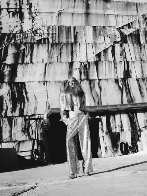 Marble scenery — L'Officiel Italia