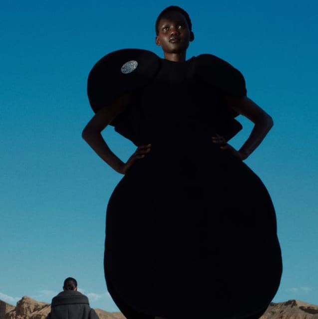 Sculpture Garden — Elle U.S.