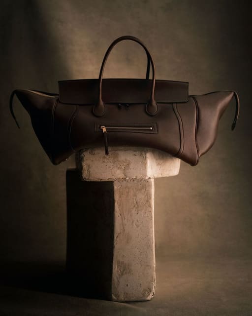 Hold The Moment — Telegraph Luxury