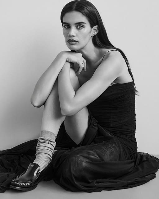 Sara Sampaio — Behind the Blinds