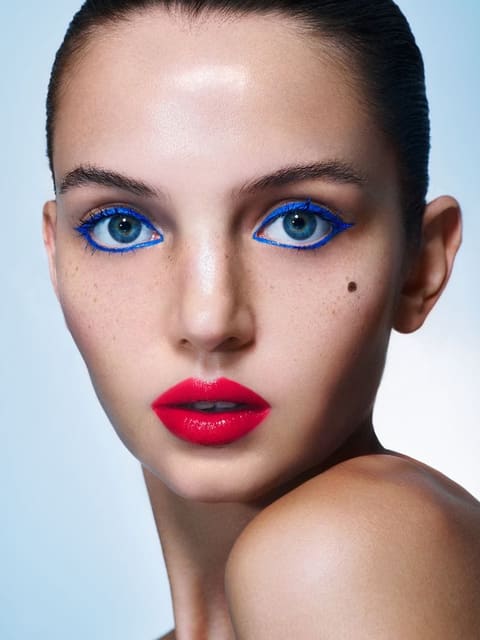 Self reflection — Mojeh Magazine