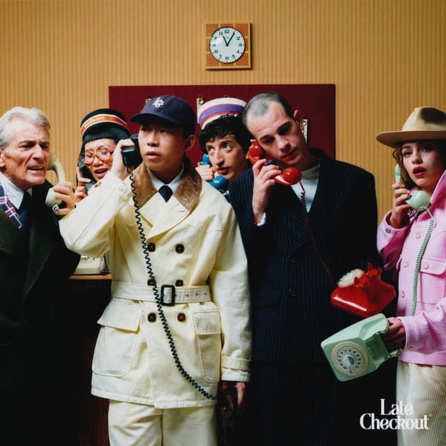 Hotel Gossip for Late Checkout