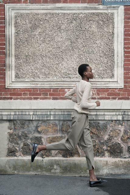 The 6-6-6 Walking Trend Makes Cardio Eas... — VOGUE.com