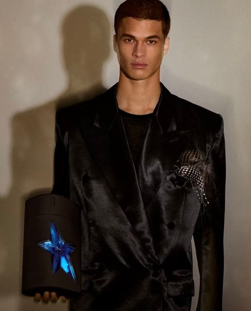 Mugler Star-like Signatures — Mugler