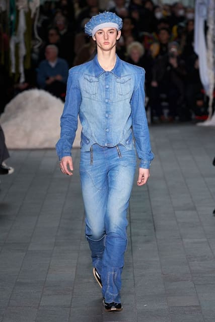 Central Saint Martins F/W 22 Show — Central Saint Martins MA