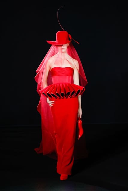Robert Wun Haute Couture Spring 2023 Sho... — Robert Wun