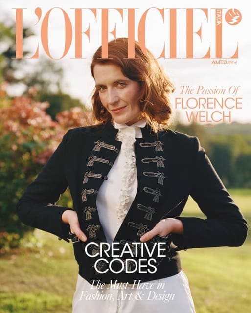 L'Officiel Italia November 2025 Cover — L'Officiel Italia