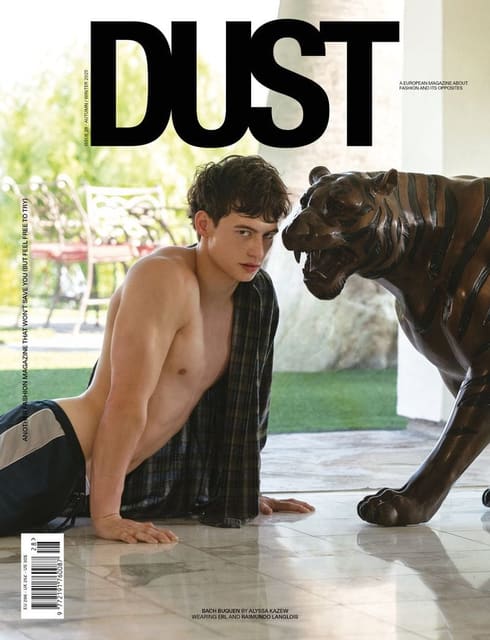 Dust Magazine #28 Winter 2025/Spring 202... — Dust Magazine
