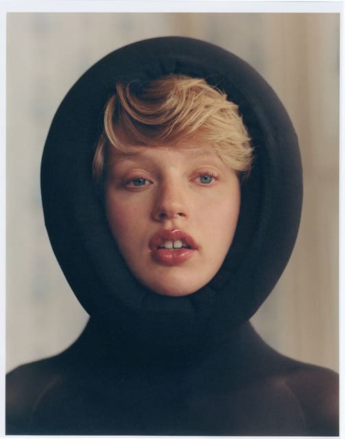 Girls don’t cry — Vogue Czechoslovakia