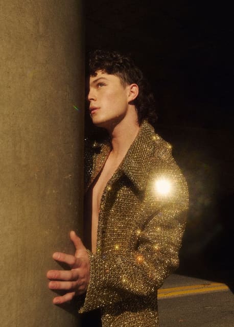 Zac Burgess — Behind the Blinds