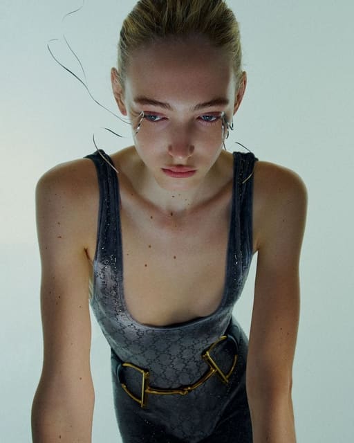 Warning, Flash! — Vogue Ukraine