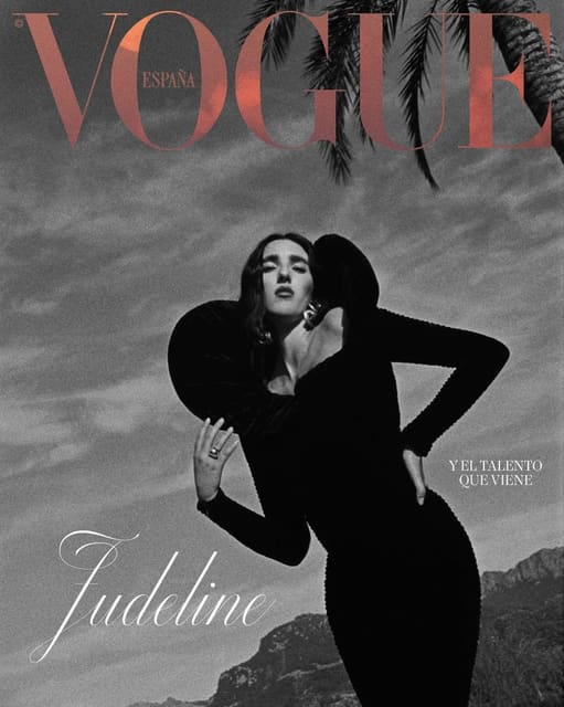 Vogue España January 2026 Cover — Vogue España