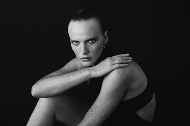 Anne V — SLIMI Magazine