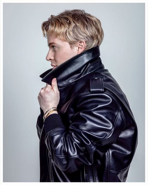 Ronan Farrow — Mastermind Magazine