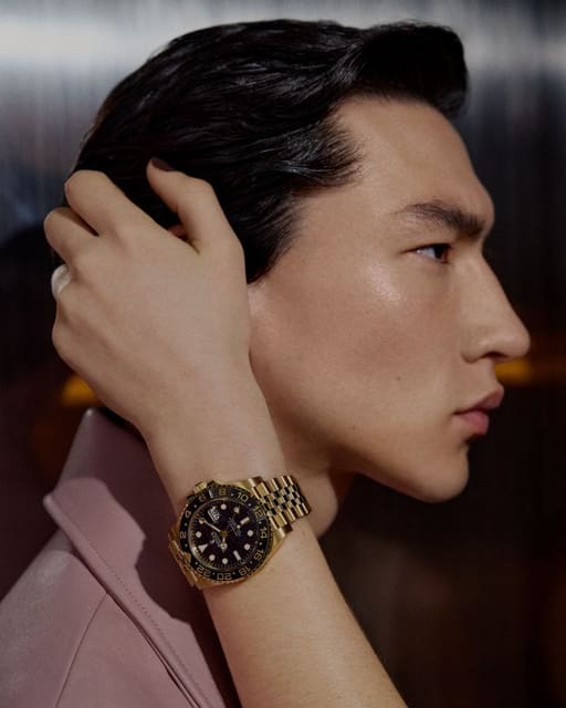 Hands Up! — SCMP Style South China Morning Post Style Magazine