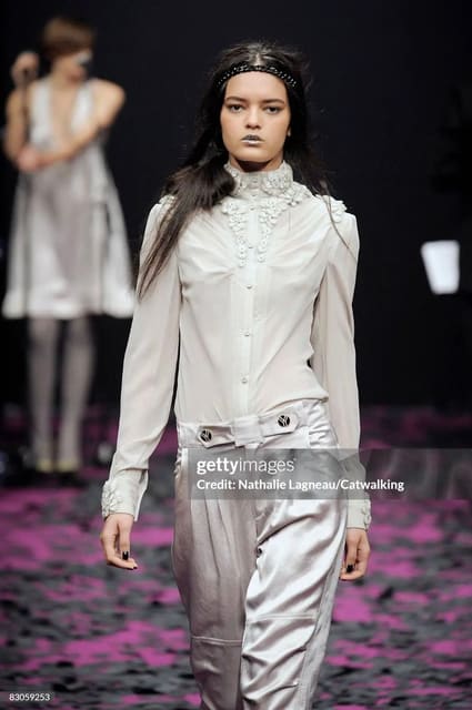 Gaspard Yurkievich S/S 2009 Show — Gaspard Yurkievich