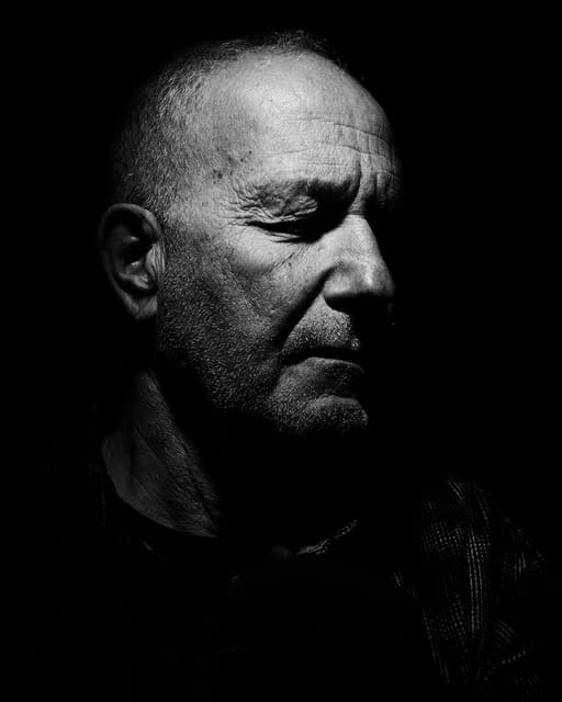 Nadav Kander