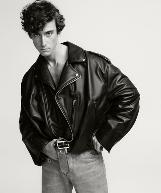Guitarrica de la Fuente — Harper's Bazaar España