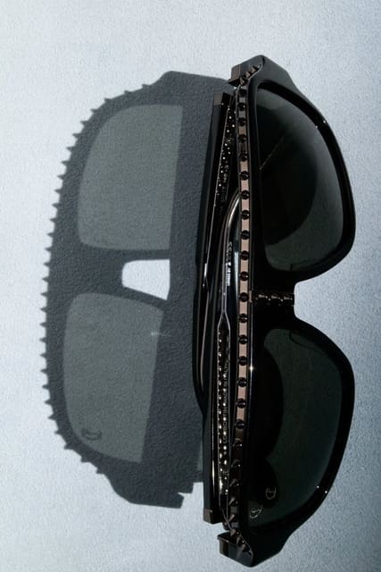 CLOU DE GRÂCE — Harper's Bazaar France