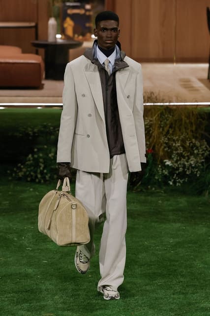 Paul Ayodele — 1