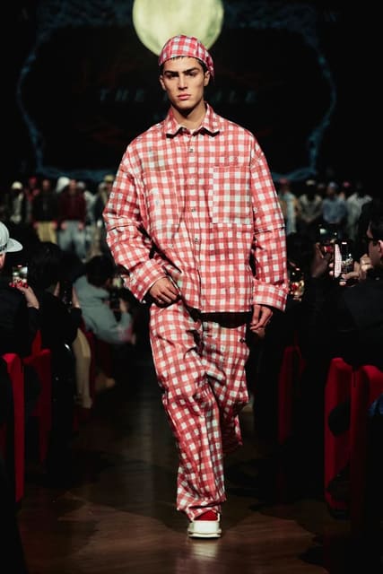 Roman Stubrin — 6