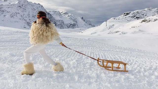 Sulla neve con Martin Parr — Vogue Italia