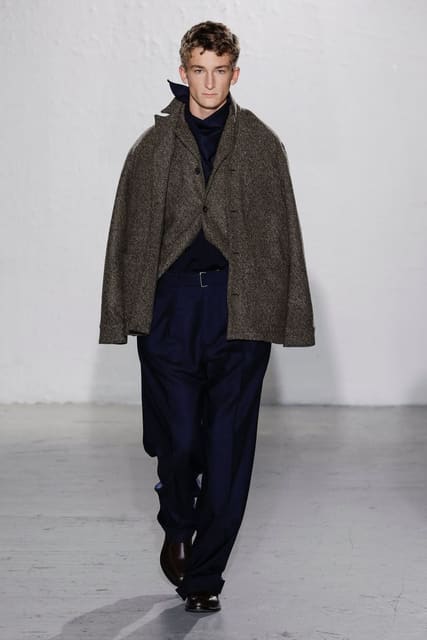 William Lemieux — 6