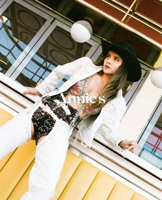 Annie Doble: vintage as a philosophy of ... — Grazia Italy