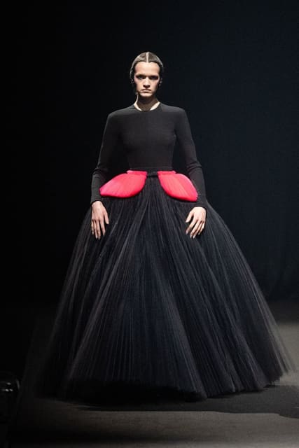 Viktor & Rolf Haute Couture Spring 2026 ... — Viktor & Rolf