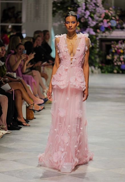Nardos S/S 26 Show — NARDOS