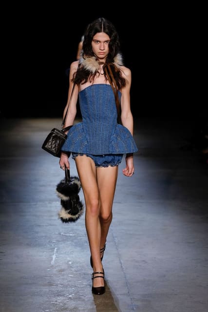 Aknvas F/W 26 Show — Aknvas