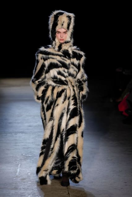 Aknvas F/W 26 Show — Aknvas